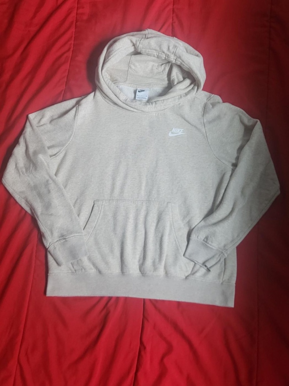 Nike Pullover Hoodie – Size Small 🤍🔥